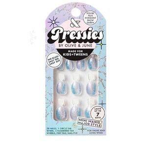 Olive & June Pressies Iridescent Snow Queen Round Short Press-On Nails Kids